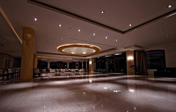 Siris Hotel Serres Ngoại thất bức ảnh