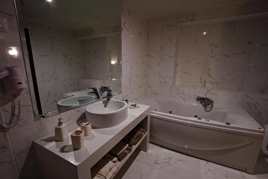 Siris Hotel Serres Phòng bức ảnh